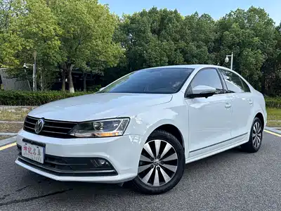 Volkswagen Sagitar 2018