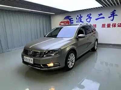 Volkswagen Magotan (Import) 2015