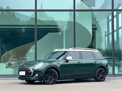MINI CLUBMAN 2016