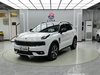 Lynk & Co 01 EM-P 2018