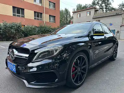 Mercedes-Benz GLA AMG 2015