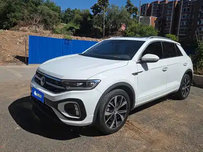 Volkswagen T-ROC 2023