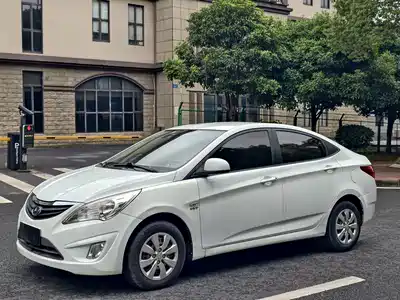 Hyundai Verna 2013