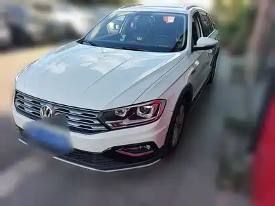 Volkswagen C-TREK 2018