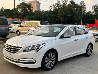 Hyundai Mistra 2015