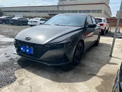 Hyundai Elantra 2022