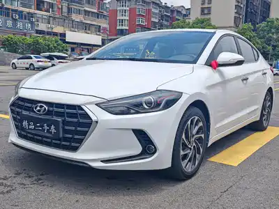 Hyundai Elantra 2019