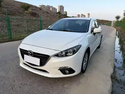 Mazda Mazda3 Axela 2015