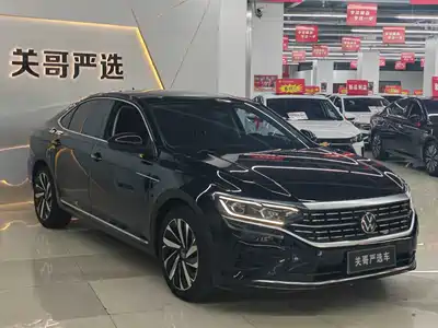 Volkswagen Passat 2022