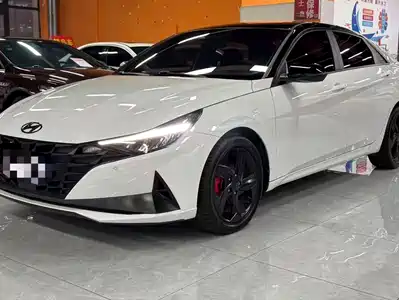 Hyundai Elantra 2023