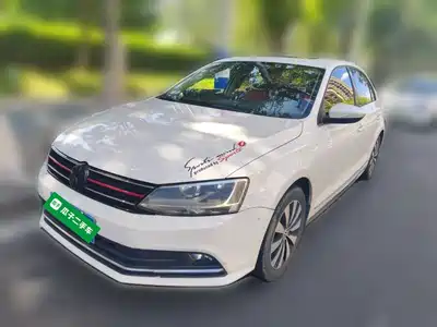 Volkswagen Sagitar 2018