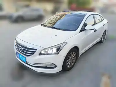 Hyundai Mistra 2014