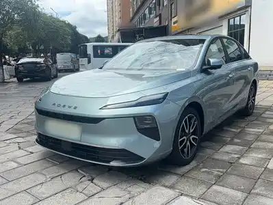 Roewe D6 2025