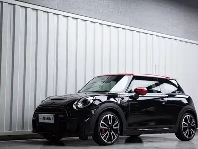 MINI JCW 2023