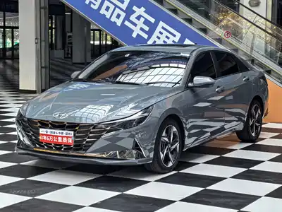 Hyundai Elantra 2022