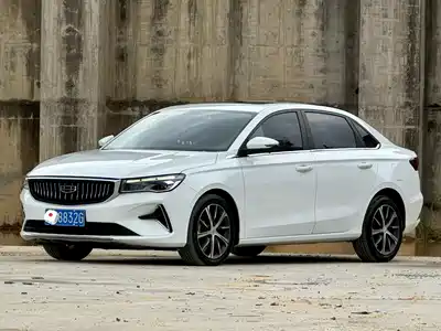 Geely Emgrand 2022