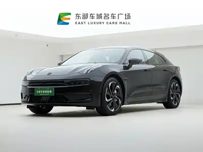 ZEEKR 001 2024