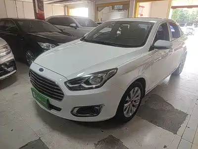 Ford Escort 2016