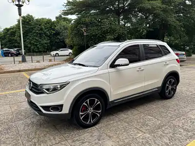 FAW Senya R7 2017