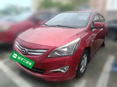 Hyundai Verna 2015