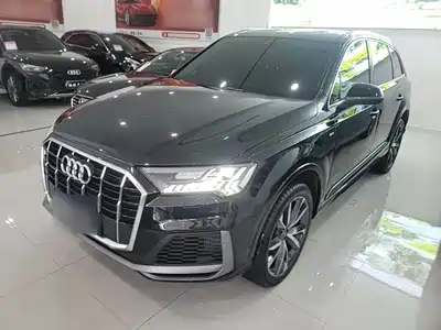 Audi Q7 2024