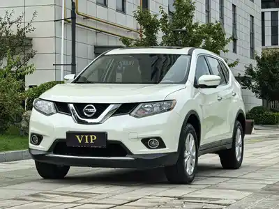 Nissan X-Trail 2015