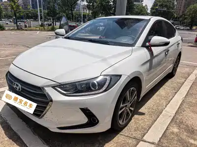 Hyundai Elantra 2018