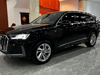 Audi Q7 2023