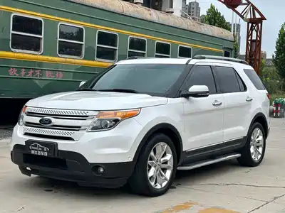 Ford Explorer (Import) 2015
