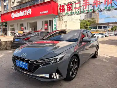 Hyundai Elantra 2021