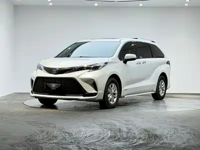 Toyota Granvia 2024