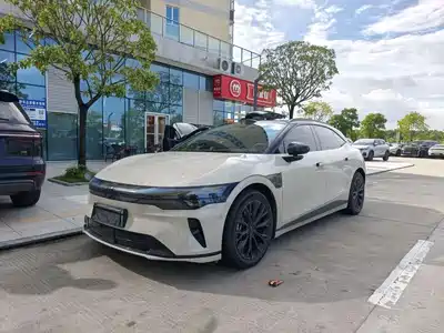 ZEEKR 007GT 2025