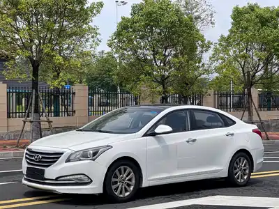 Hyundai Mistra 2014