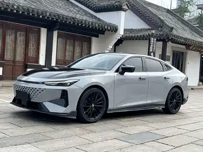 Changan UNI-V 2024