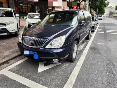 Buick GL8 2013