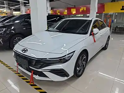 Hyundai Elantra 2024