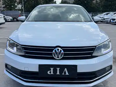 Volkswagen Sagitar 2016