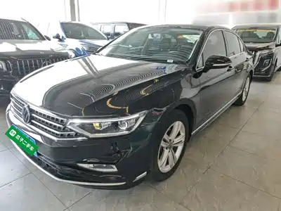 Volkswagen Magotan 2025