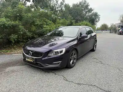 Volvo V60 2015