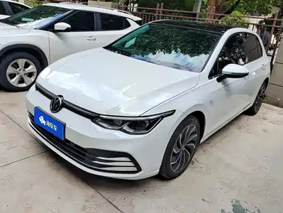 Volkswagen Golf 2024
