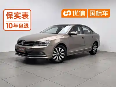 Volkswagen Sagitar 2015