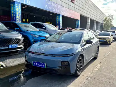 Leapmotor B01 2025