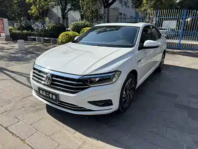 Volkswagen Sagitar 2022