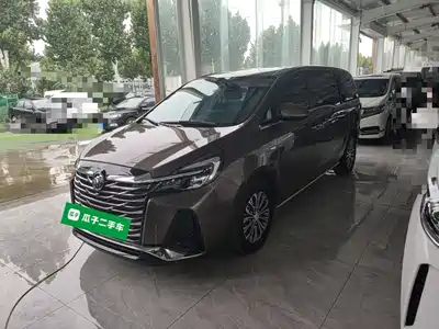 Buick GL8 2024