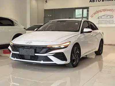 Hyundai Elantra 2023