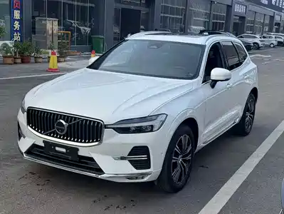 Volvo XC60 2022