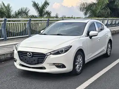 Mazda Mazda3 Axela 2017