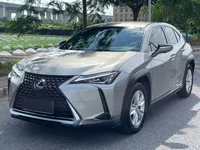 Lexus UX 2022
