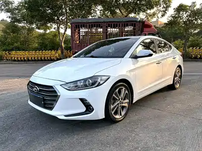 Hyundai Elantra 2016