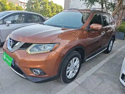 Nissan X-Trail 2015
